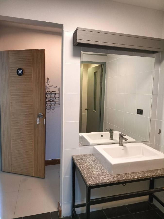 הוסטל צ'יאנג מאי Soft Dormtel Jedyod ซอฟ ดอรมเทล 7 ยอด מראה חיצוני תמונה