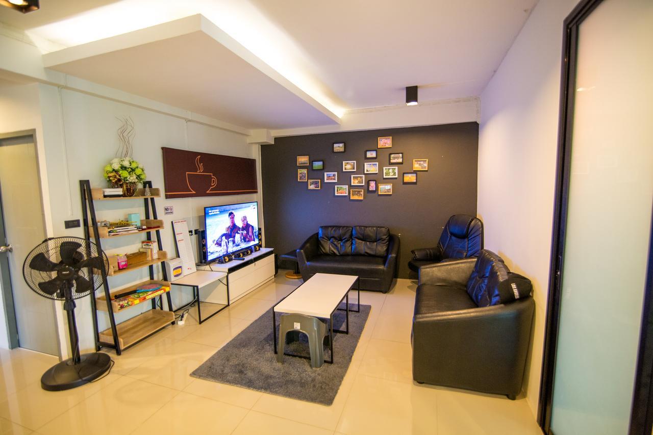 הוסטל צ'יאנג מאי Soft Dormtel Jedyod ซอฟ ดอรมเทล 7 ยอด מראה חיצוני תמונה